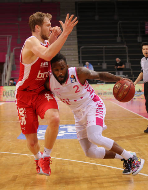 新星在场上 新星在场上