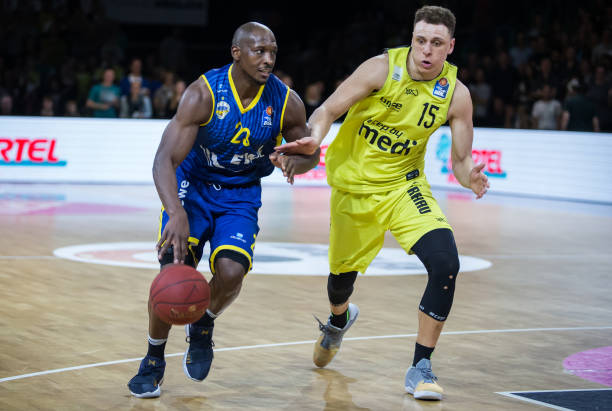 而这名法甲 而这名法甲